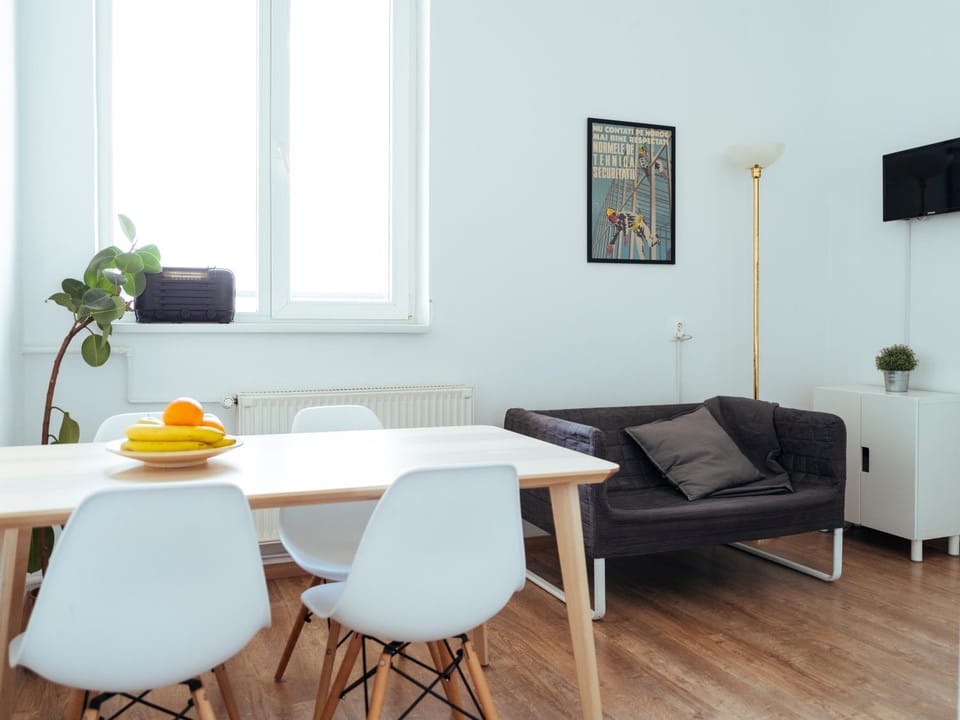 Parkview Apartment - Spectacular View & 2 bedrooms Apartment in Bucharest