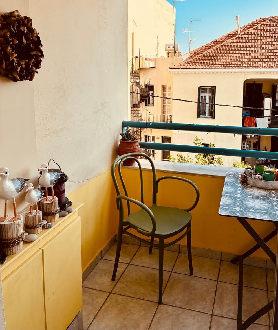 Balsam suite - 50m to the beach Apartment in Messenia