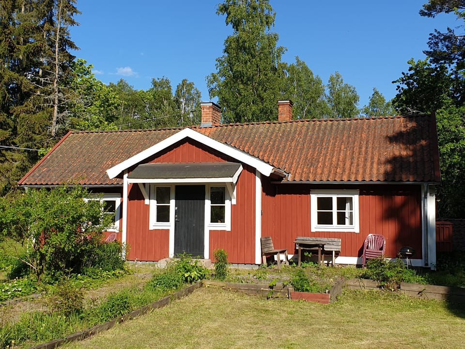 Property building, Garden