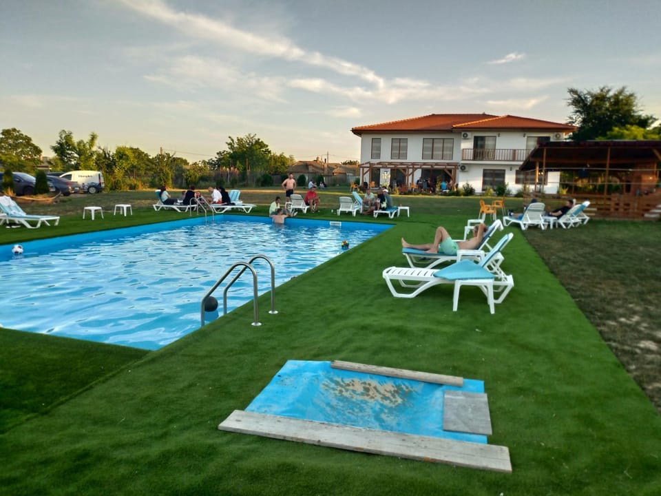 Property building, Swimming pool
