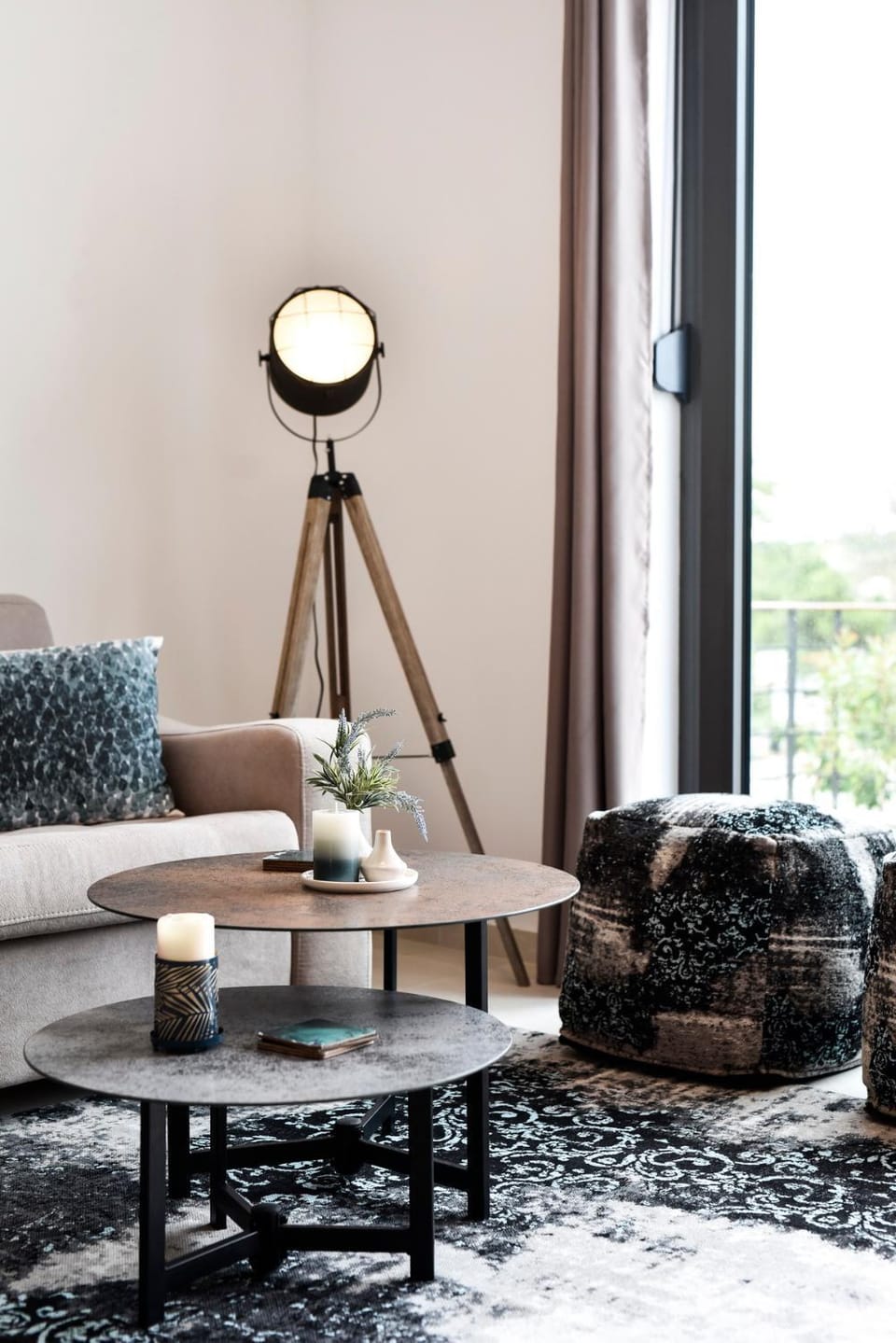 Living room, Seating area