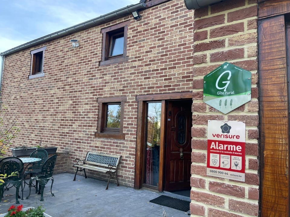 Villa Agni House in Wallonia, Belgium