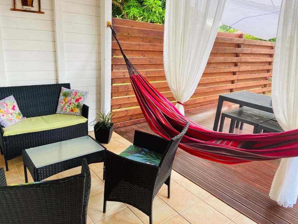 padjembel House in Leeward Islands