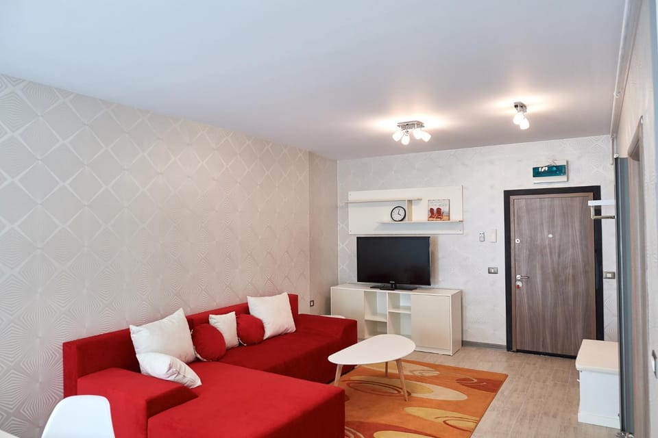 Red Apartament in Spa n Pool Beach resort Apartment in Constanța County