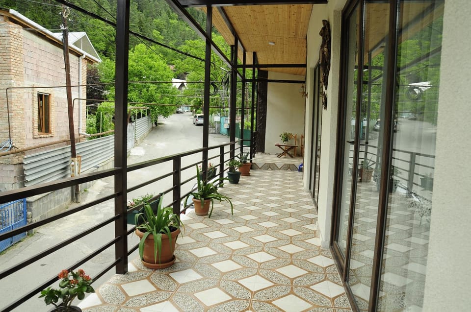 Guest House IVO Apartment in Georgia