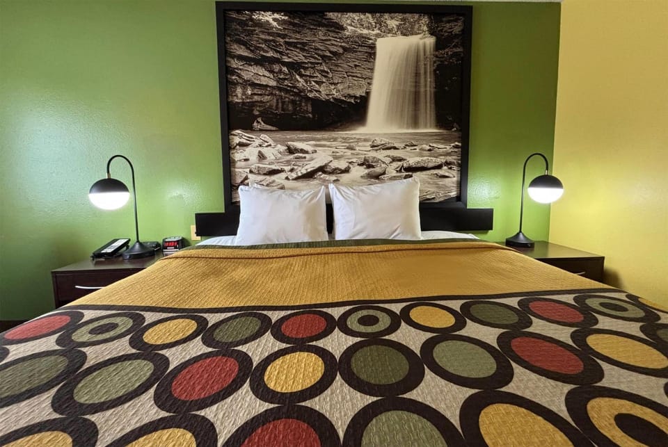 Photo of the whole room