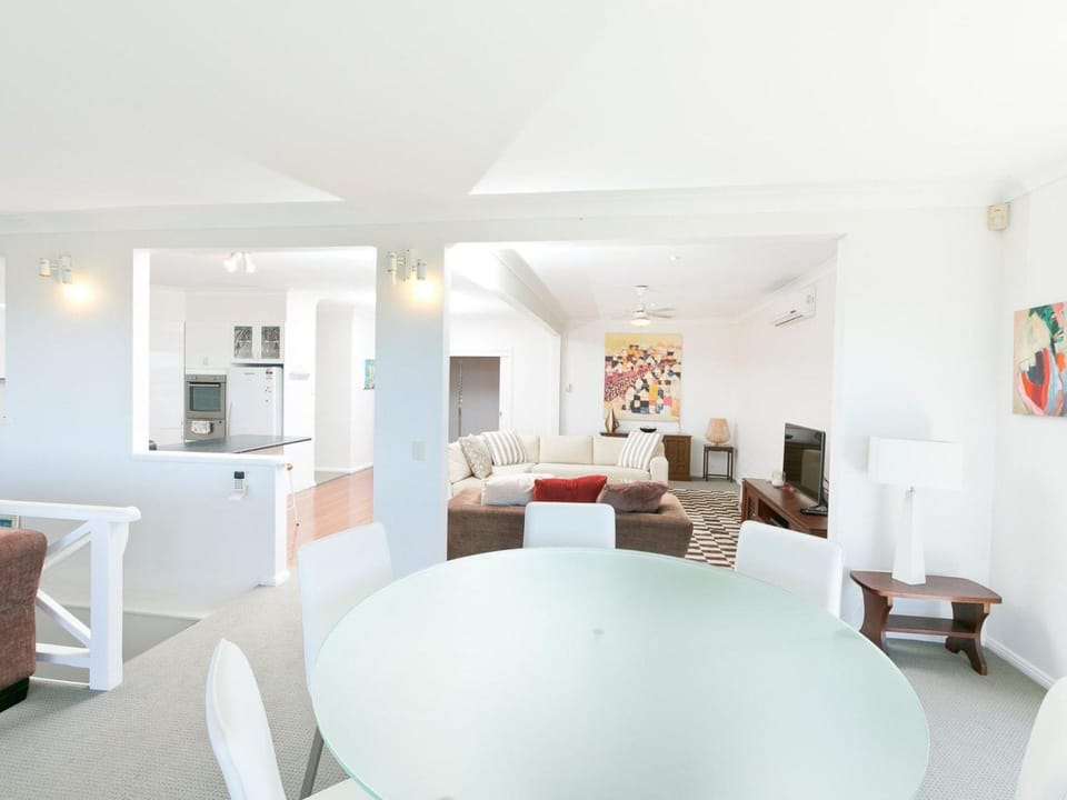 15 Seaview Street House in Forster