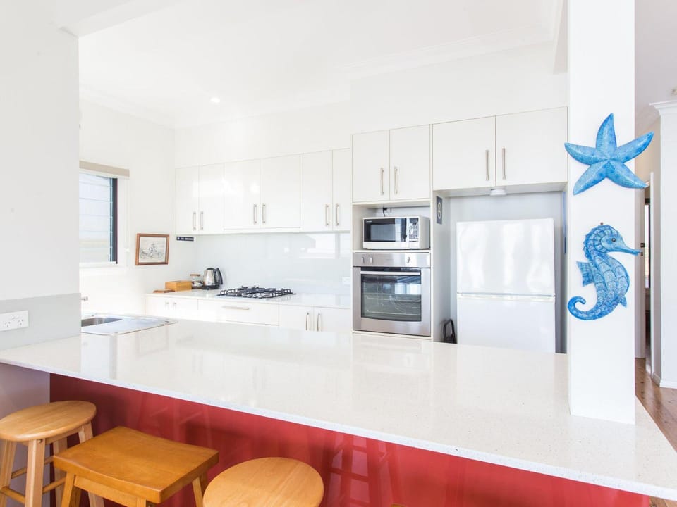 18 Cliff Road House in Forster