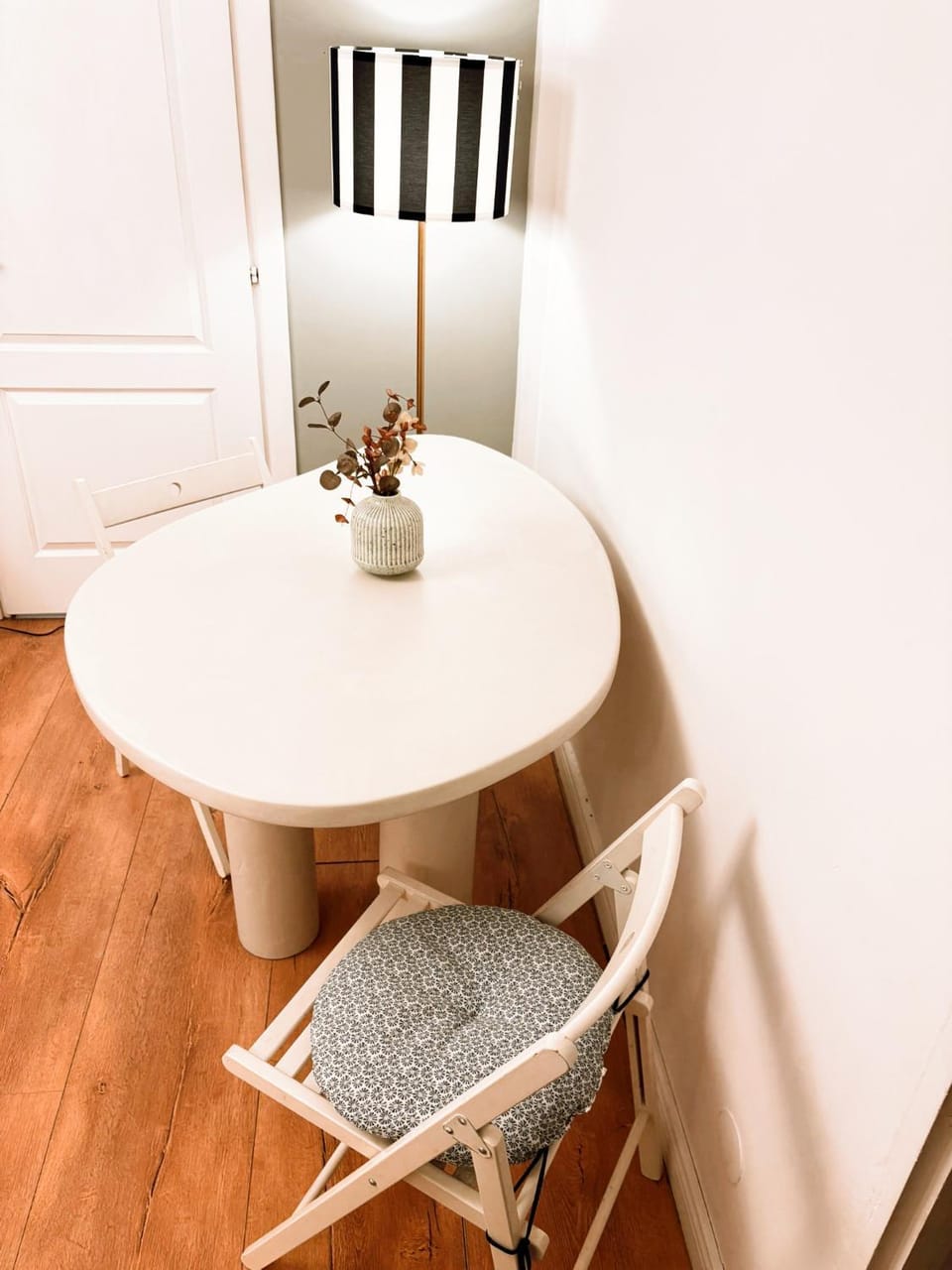 Lola’s apartament close to city center Apartment in Bucharest