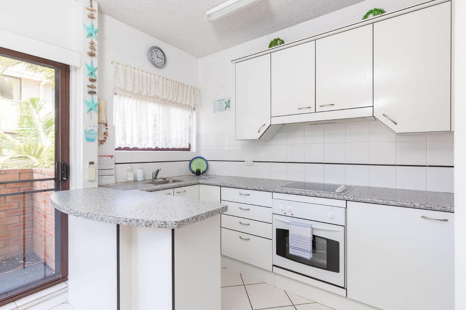 Carinya Gardens 15 Apartment in Forster