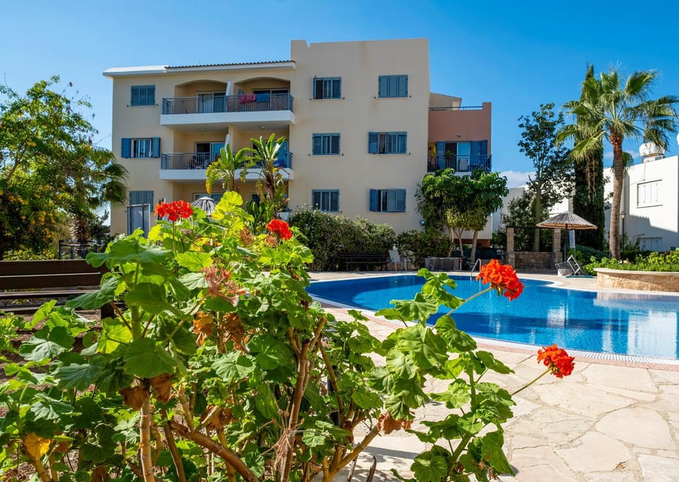 Property building, Swimming pool