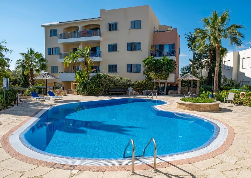 Property building, Swimming pool