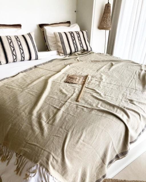 Bed, Decorative detail, Decorative detail, Bedroom