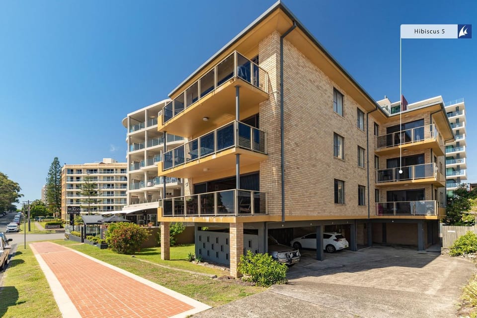 Hibiscus Court 5 Apartment in Forster