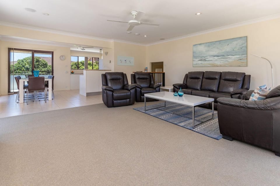 26 Sunbakers House in Forster
