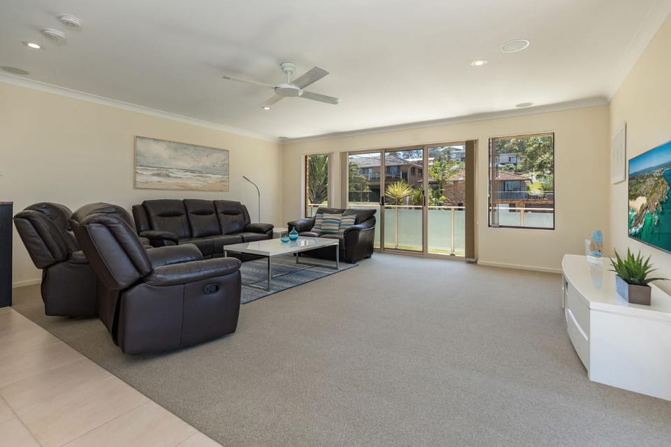 26 Sunbakers House in Forster