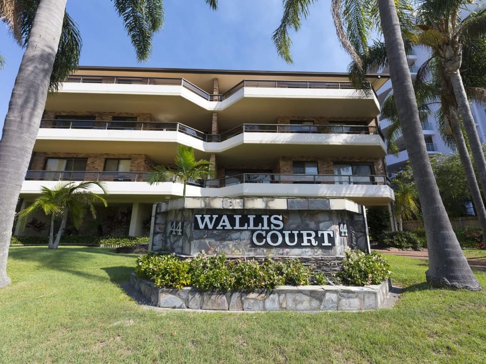 Property building, Street view