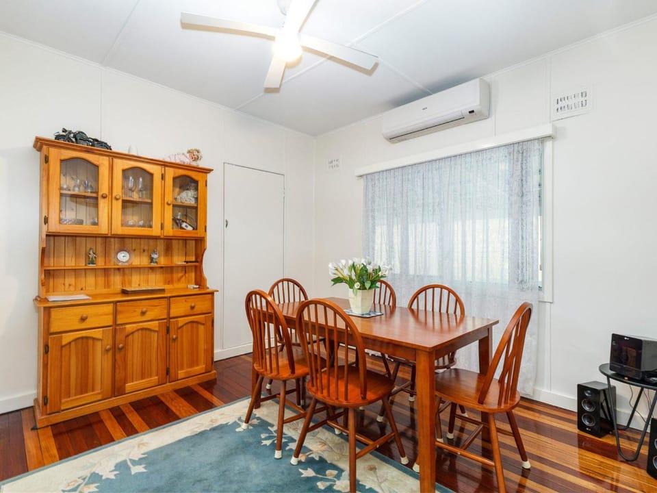 Dining area, air conditioner