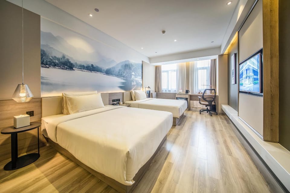Atour Hotel Shengtai West Road South Railway Station Nanjing Hotel in Nanjing