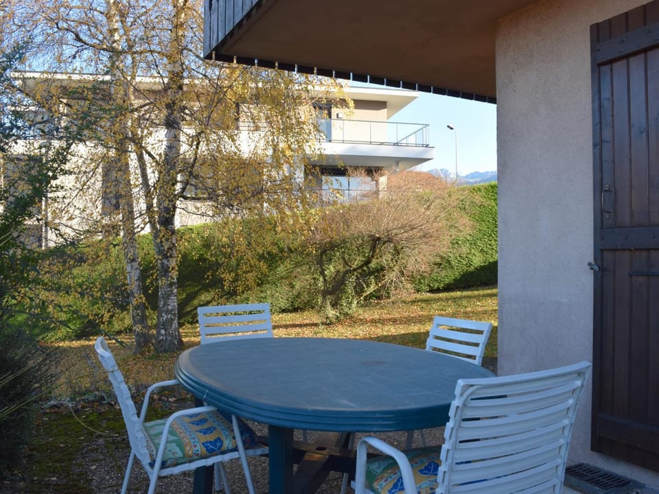 Appartement cozy avec terrasse, Wi-Fi et parking à Évian-les-Bains - FR-1-498-15 Apartment in Évian-les-Bains