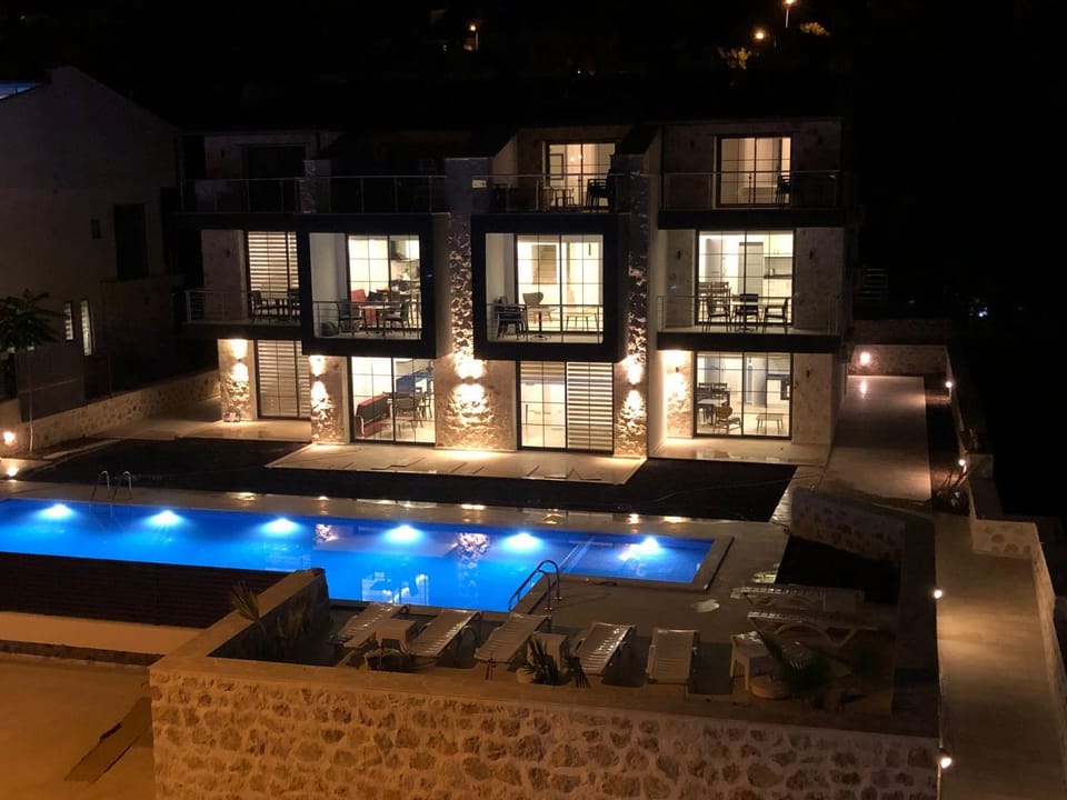 Stone House Aparts 1 plus 1 mit Poolterrasse No 3 in Kalkan Apartment in Kalkan Belediyesi