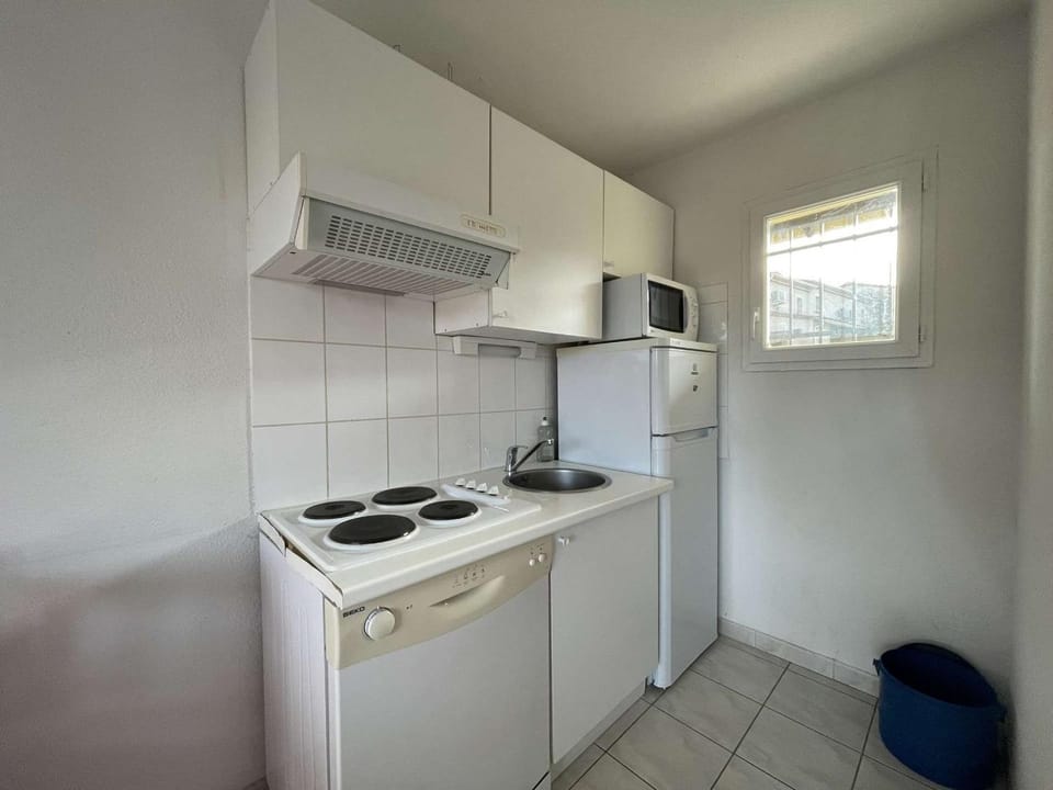 Maison Duplex avec Piscines à Salavas - 6 Personnes, Animaux Admis, Parking, Terrasse et WiFi - FR-1-382-136 House in Vallon-Pont-d'Arc