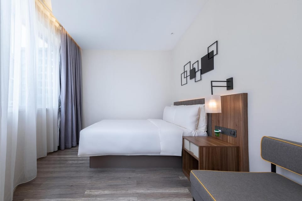 Atour Hotel X Nanshan Coastal City Shenzhen Hotel in Hong Kong