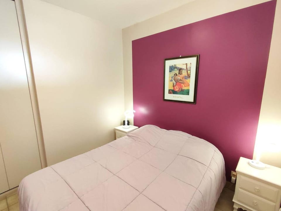 Appartement 3* avec balcon et parking face à la plage de Trégastel - FR-1-368-171 Apartment in Trégastel