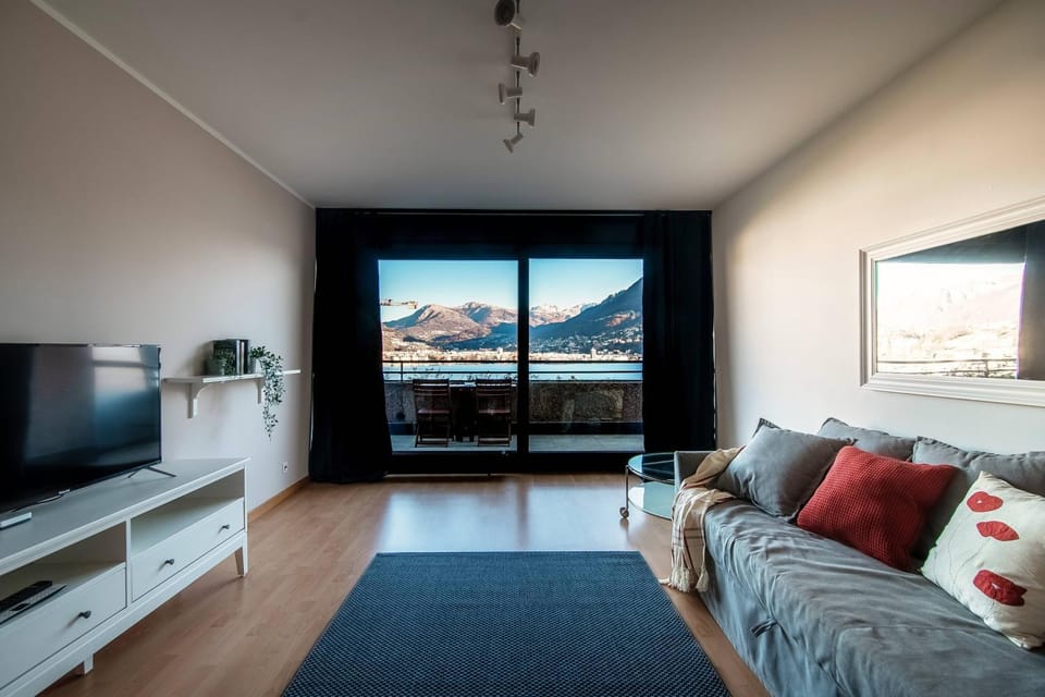 Paradise by Quokka 360 - Apartment with Views over the Gulf of Lugano Apartment in Lugano