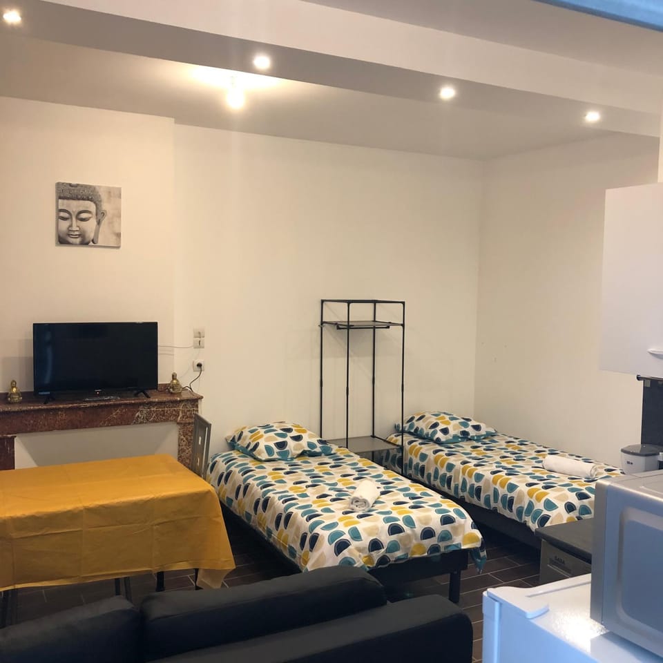 Studio Lit Séparé Tarbes Centre Apartment in Occitanie