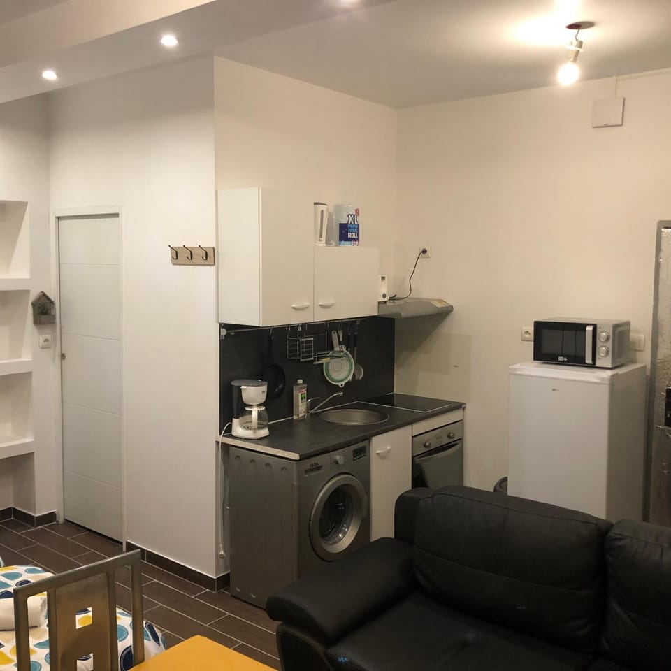 Studio Lit Séparé Tarbes Centre Apartment in Occitanie