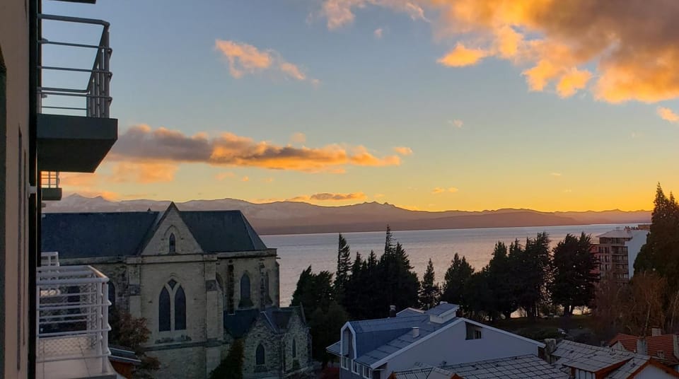 Nearby landmark, Day, Natural landscape, Lake view, Mountain view, Sunrise