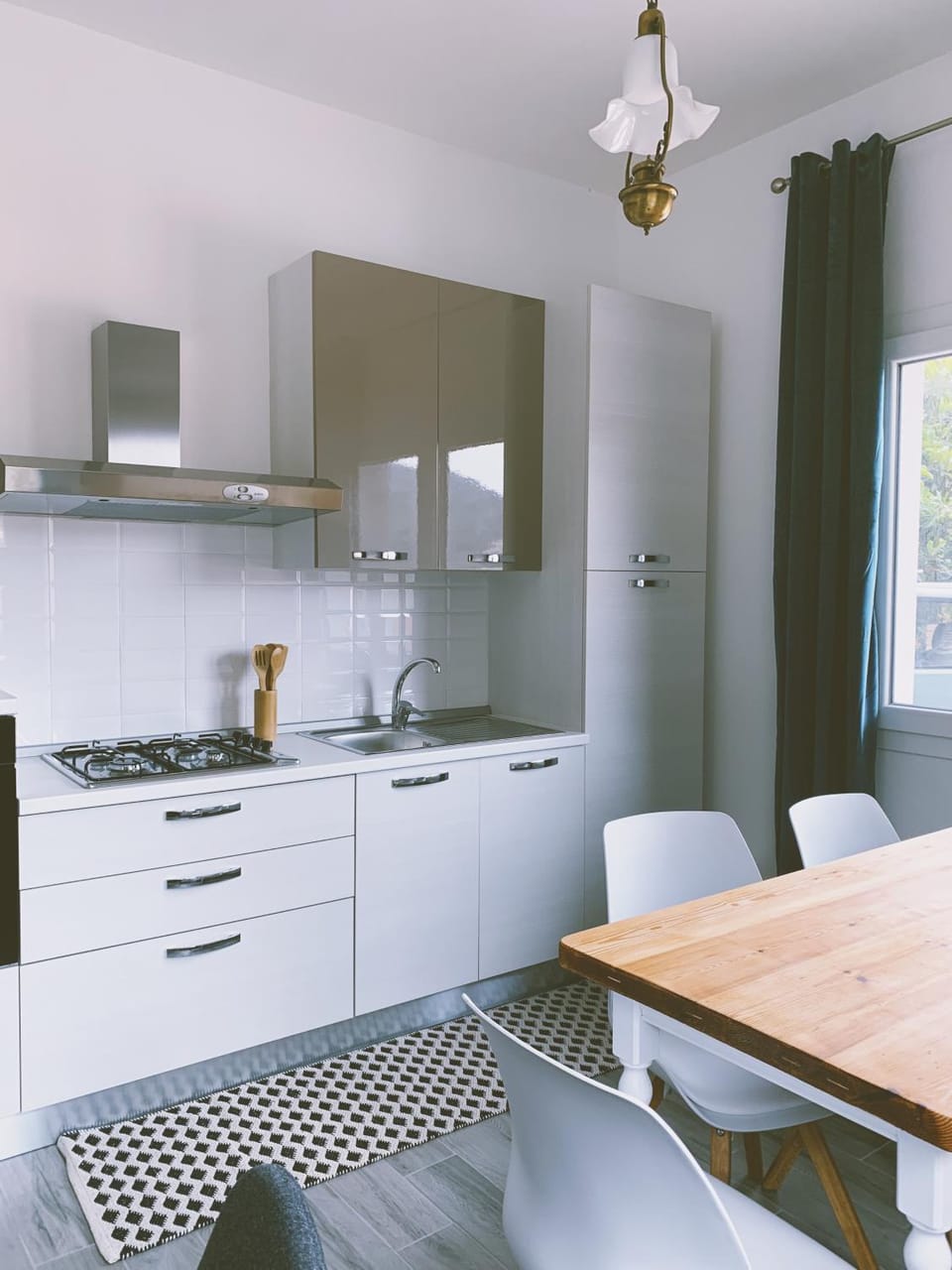 Kitchen or kitchenette, stove