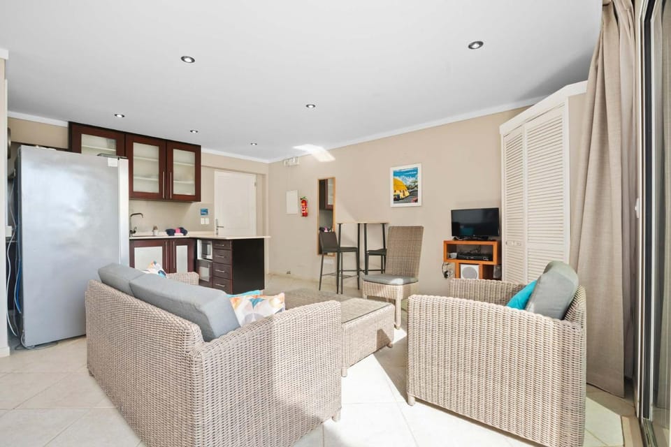Luxury Studio Needlefish at Den Laman Apartment in Venezuela