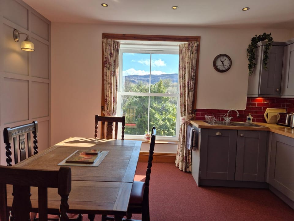 The Old Convent Holiday Apartments Apartment in Fort Augustus