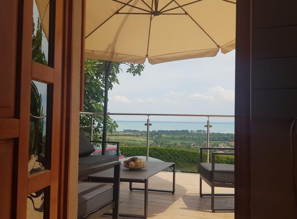 Balcony/Terrace, Balcony/Terrace