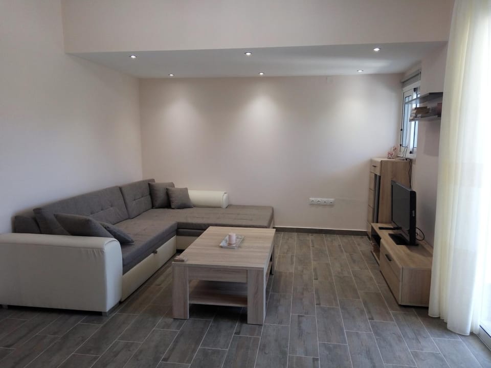 Helios & Elia family apartment Apartment in Corfu, Greece