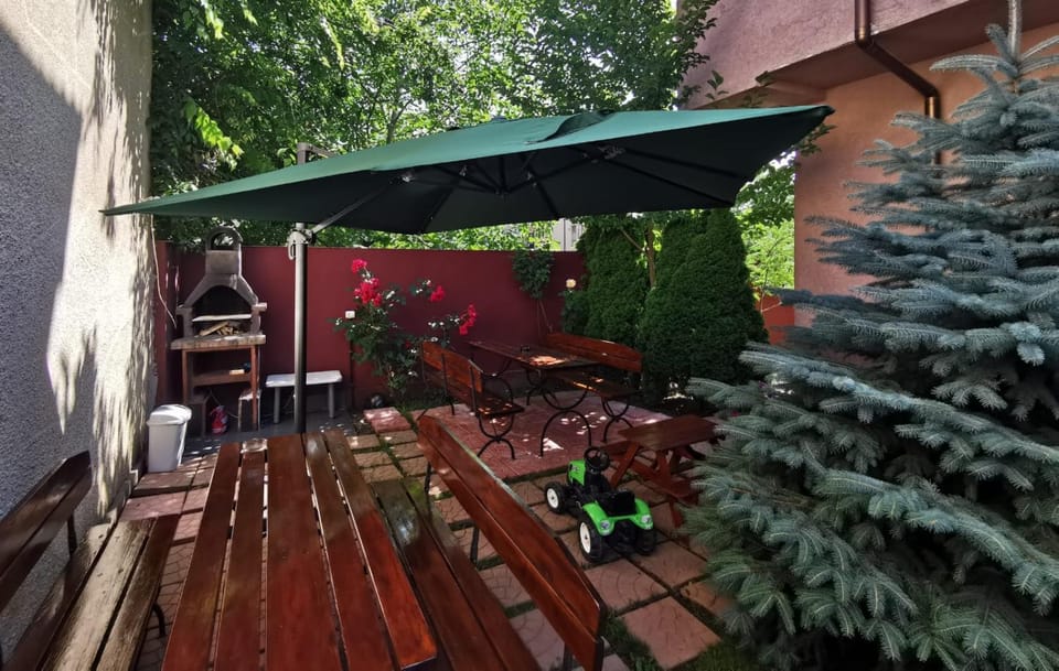 Property building, BBQ facilities, Garden