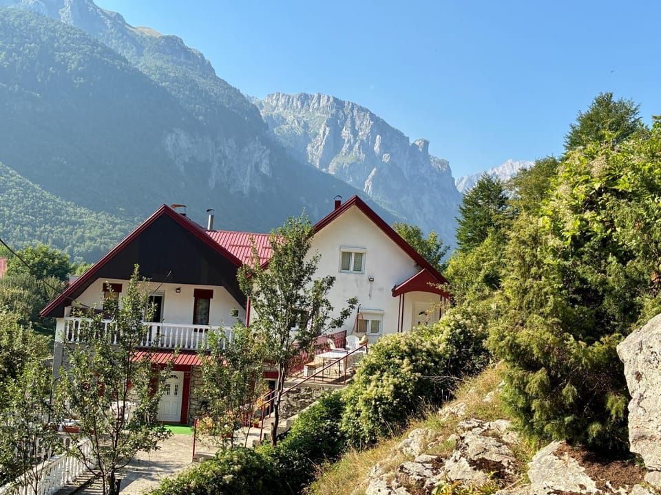 Sofia Guest House Bed and Breakfast in Montenegro
