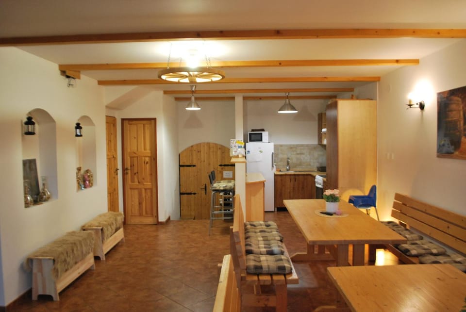Ubytování u Šenkýřky Apartment in South Moravian Region