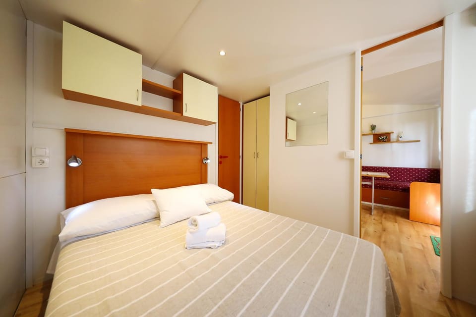 Mobile Home Grbe House in Zadar County