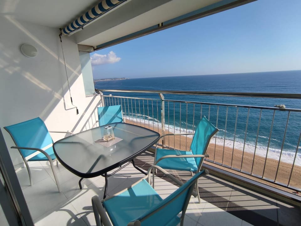 Excepcional 1ª línea de mar Platja d'Aro Elypalace 10-2 Apartment in Platja d'Aro