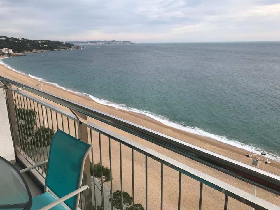 Excepcional 1ª línea de mar Platja d'Aro Elypalace 10-2 Apartment in Platja d'Aro