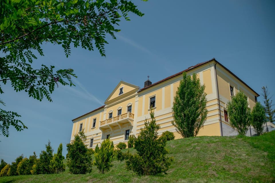 Property building, Day