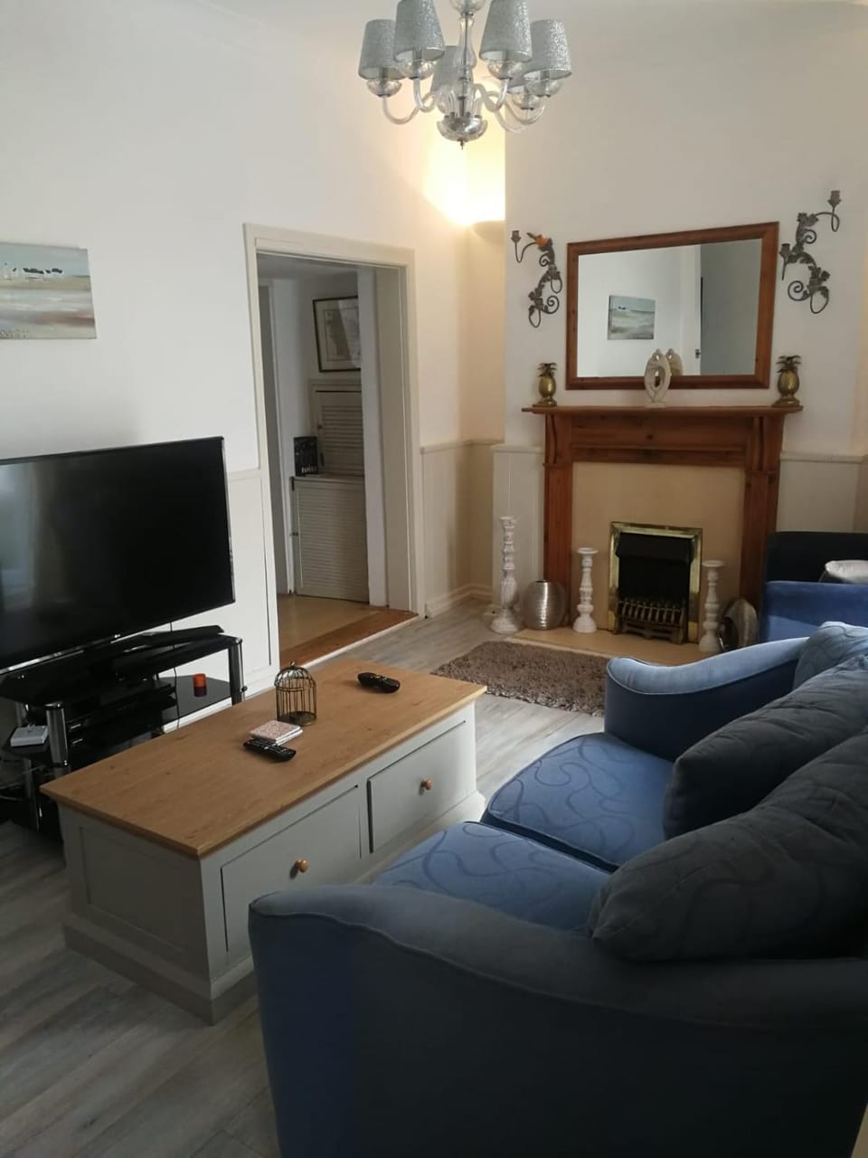 TV and multimedia, Living room, Seating area