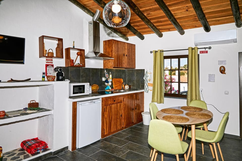 Recanto do Telheiro House in Monsaraz
