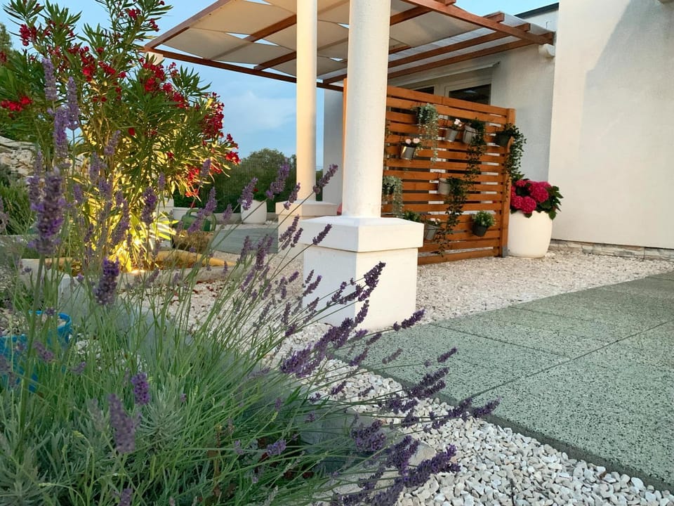 Patio, Facade/entrance, Garden, Balcony/Terrace, Garden view, Inner courtyard view