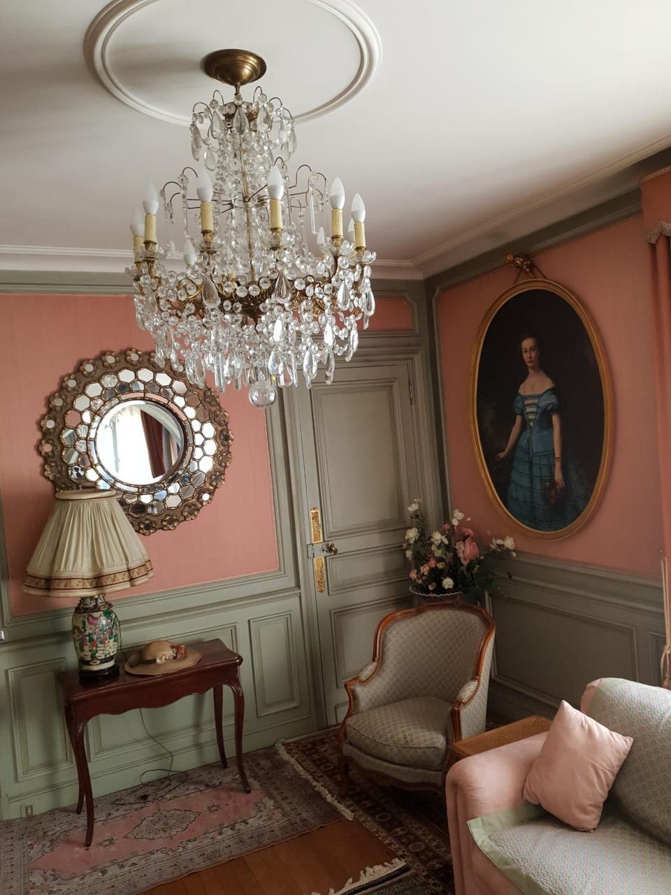 Living room, Seating area