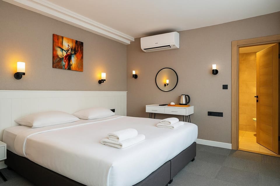 Bed, Bedroom
