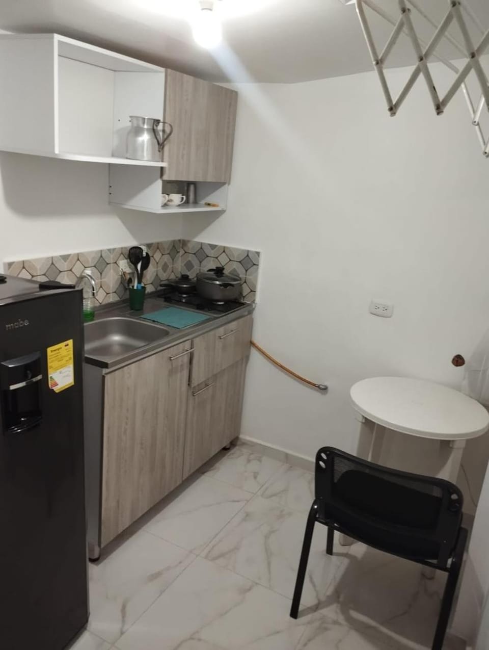 Kitchen or kitchenette, Dining area, pet friendly, stove